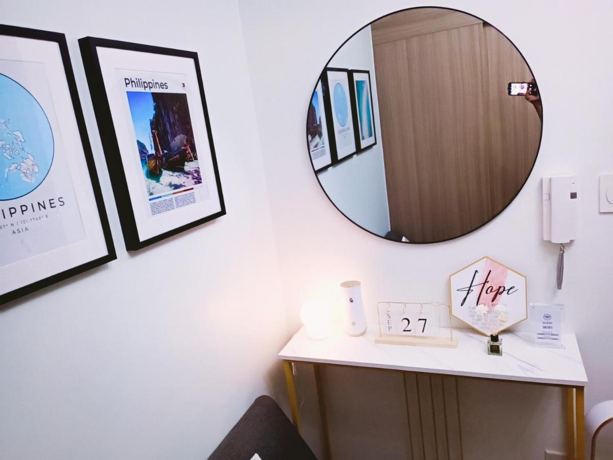 Shore 2 Residences 1Br Deluxe Room In Moa Complex Manila Bagian luar foto