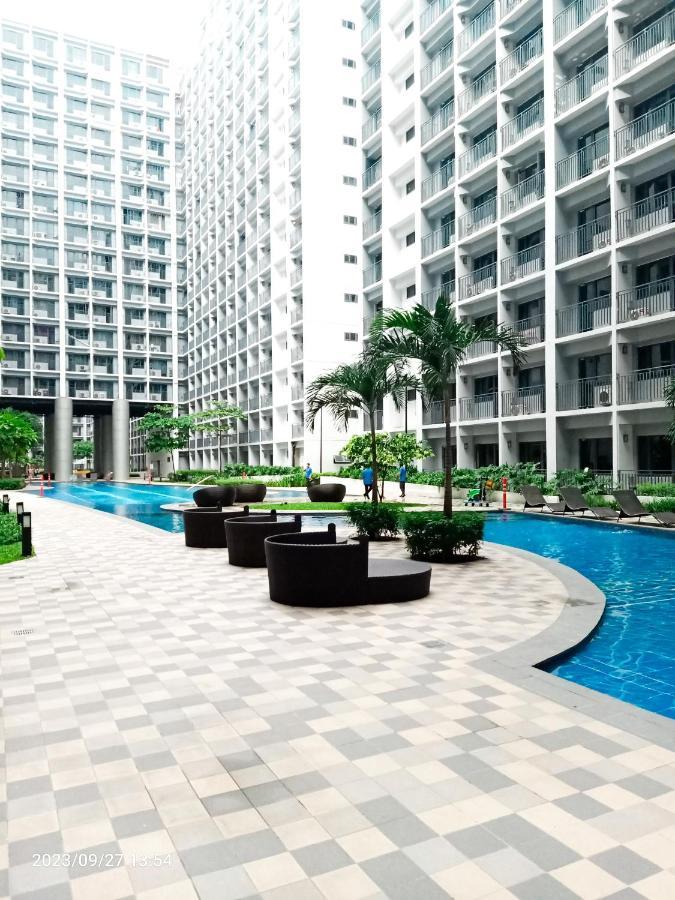 Shore 2 Residences 1Br Deluxe Room In Moa Complex Manila Bagian luar foto